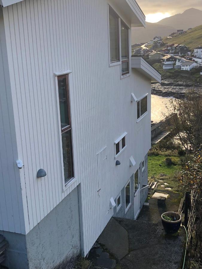 Cosy Apartment Kvivik エクステリア 写真