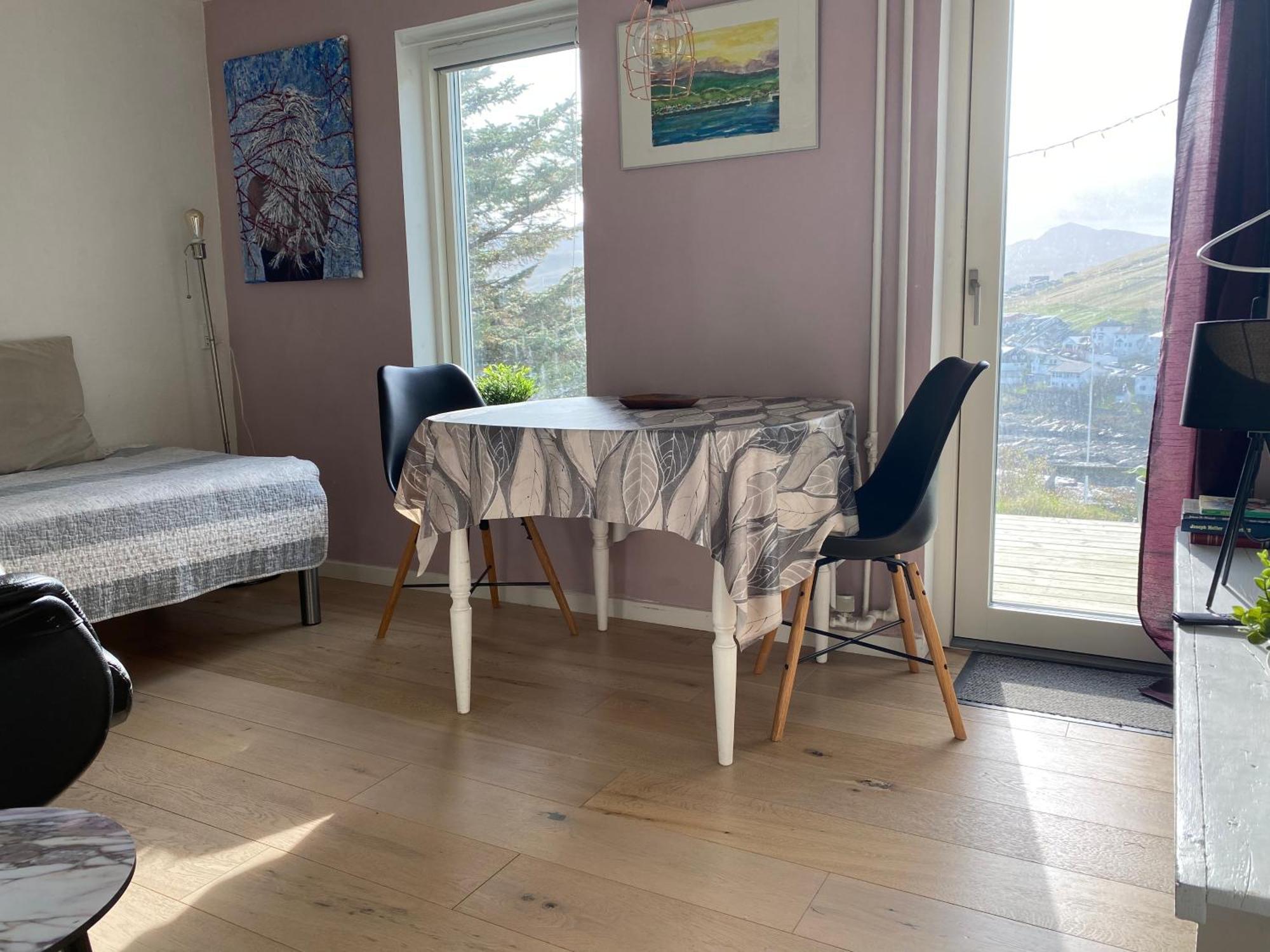 Cosy Apartment Kvivik エクステリア 写真